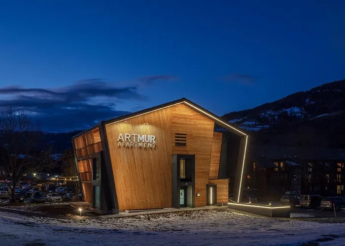 Apartahotel Artmur 4*